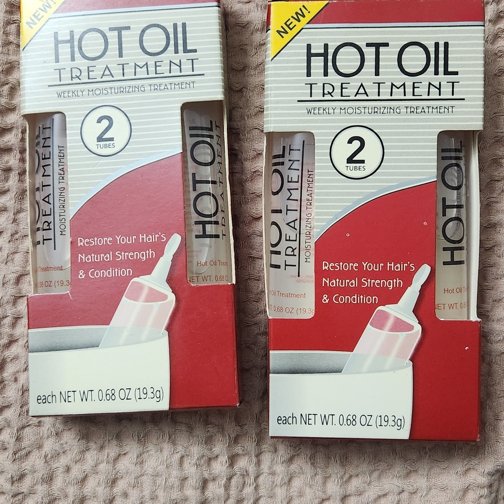 Hot Oil Treatment Weekly Moisturizing Treatment - Red